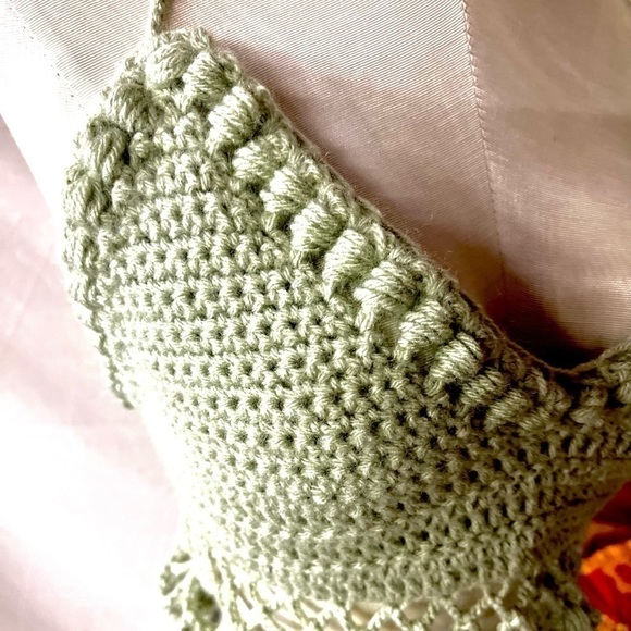 CROCHETED LIGHT GREEN FESTIVAL OR SWIM TOP - Picture 11 of 13